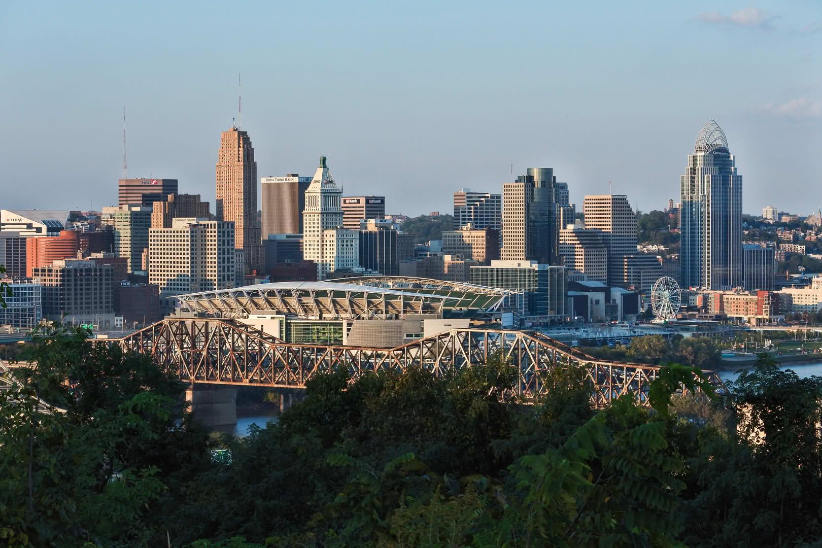 Cincinnati skyline viewed from Devou Park